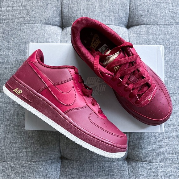 ❤️💛 Nike Air Force 1 red leather shoes (big kids) - Picture 2 of 4